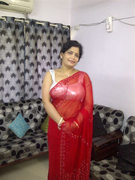 desi mom nude pics|Indian MILFs Sex Pics, Hot Naked Moms Photos at MILF。